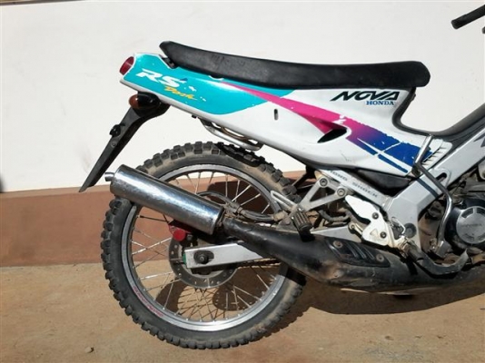 ขายโนวาแดชทะเบียนพร้อมโอนรถปี 54 เครื่องดีอะไหล่ต้องเก็บเองเหมาะสำหรับเอาไปแต่งหรือปั้น ขาย 5900