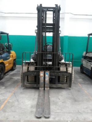 ฟอร์คลิฟต์ 4.5 ตัน Toyota 7FDU45 #61087 (Side shifter) Forklift 4 เมตร สนใจโทร. 080-6565422 (หนิง)
