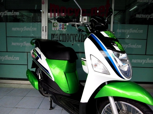 LET'S สีเขียวขาว รถเดือน กุมภาพันธ์.ปี 56ไมล์ 9 พันโล รุ่นใหม่หัวฉีด ของแถม 2 รายการ 19900