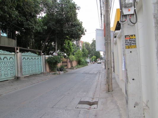 วันนี้หลินรัชดาได้สินค้ามาเยอะเลย  เดี๋ยวแยกขายพรุ่งนี้ครับ