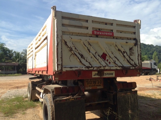 รถอีซูซุ 10 ล้อดั้ม 270 แรงม้า. ปี 48  ( ขายแม่ , ลูก )  สนใจติดต่อ 081 - 6079515