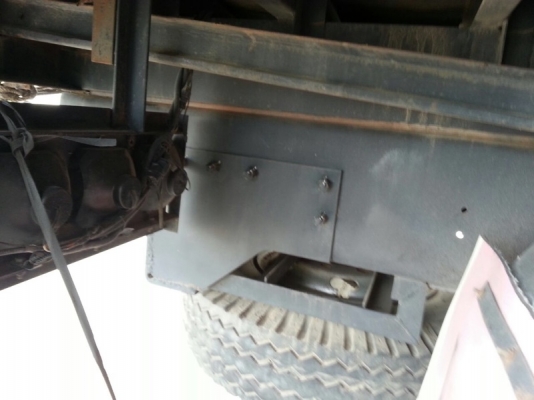 รถอีซูซุ 10 ล้อดั้ม 270 แรงม้า. ปี 48  ( ขายแม่ , ลูก )  สนใจติดต่อ 081 - 6079515