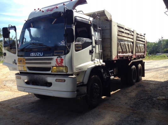 รถอีซูซุ 10 ล้อดั้ม 270 แรงม้า. ปี 48  ( ขายแม่ , ลูก )  สนใจติดต่อ 081 - 6079515
