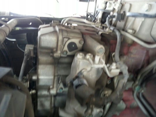 รถฮีโน่ 10 ล้อ รั้ว ( ไม่ดั้ม )  FM2P  260 แรงม้า. ปี 55  สนใจติดต่อ 081 - 6079515