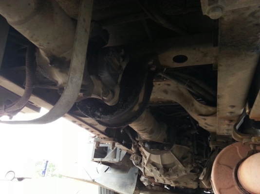 รถฮีโน่ 10 ล้อ รั้ว ( ไม่ดั้ม )  FM2P  260 แรงม้า. ปี 55  สนใจติดต่อ 081 - 6079515