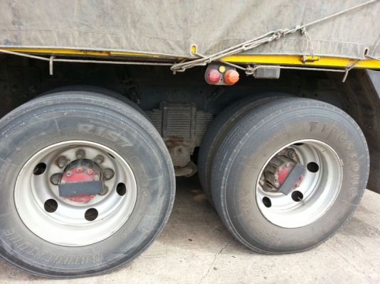 รถฮีโน่ 10 ล้อ รั้ว ( ไม่ดั้ม )  FM2P  260 แรงม้า. ปี 55  สนใจติดต่อ 081 - 6079515