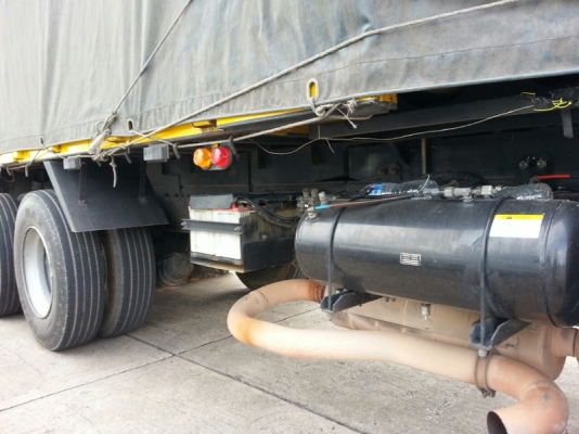 รถฮีโน่ 10 ล้อ รั้ว ( ไม่ดั้ม )  FM2P  260 แรงม้า. ปี 55  สนใจติดต่อ 081 - 6079515