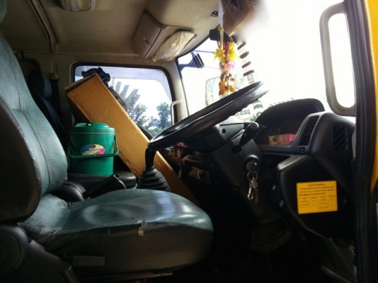 รถฮีโน่ 10 ล้อ รั้ว ( ไม่ดั้ม )  FM2P  260 แรงม้า. ปี 55  สนใจติดต่อ 081 - 6079515