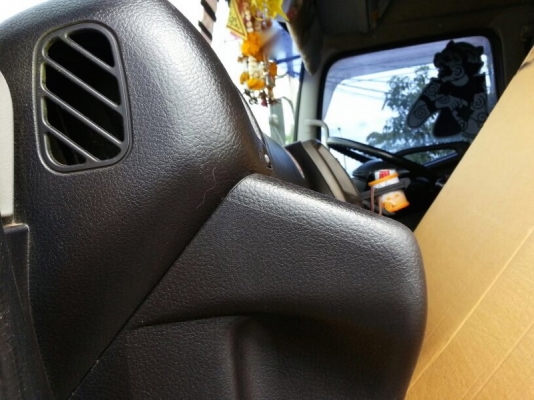 รถฮีโน่ 10 ล้อ รั้ว ( ไม่ดั้ม )  FM2P  260 แรงม้า. ปี 55  สนใจติดต่อ 081 - 6079515