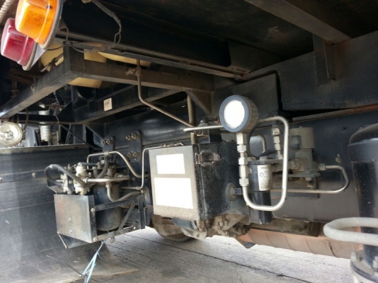 รถฮีโน่ 10 ล้อ รั้ว ( ไม่ดั้ม )  FM2P  260 แรงม้า. ปี 55  สนใจติดต่อ 081 - 6079515