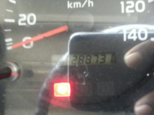 รถฮีโน่ 10 ล้อ รั้ว ( ไม่ดั้ม )  FM2P  260 แรงม้า. ปี 55  สนใจติดต่อ 081 - 6079515