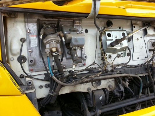 รถฮีโน่ 10 ล้อ รั้ว ( ไม่ดั้ม )  FM2P  260 แรงม้า. ปี 55  สนใจติดต่อ 081 - 6079515