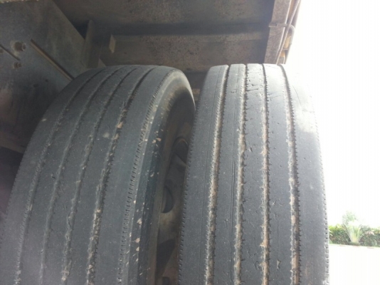 รถฮีโน่ 10 ล้อ รั้ว ( ไม่ดั้ม )  FM2P  260 แรงม้า. ปี 55  สนใจติดต่อ 081 - 6079515