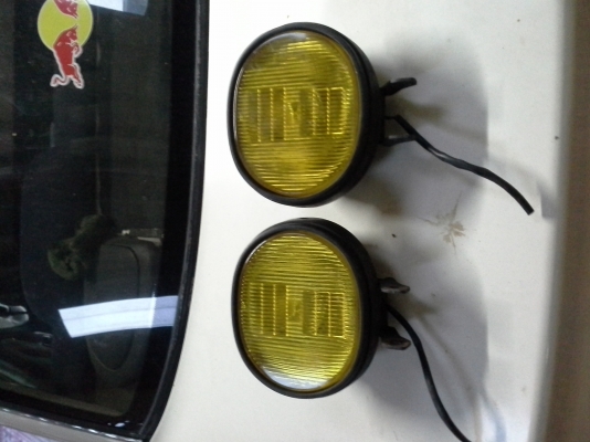 ขายสปอร์ทไลท์ 2 คู่คู่ละ 1000