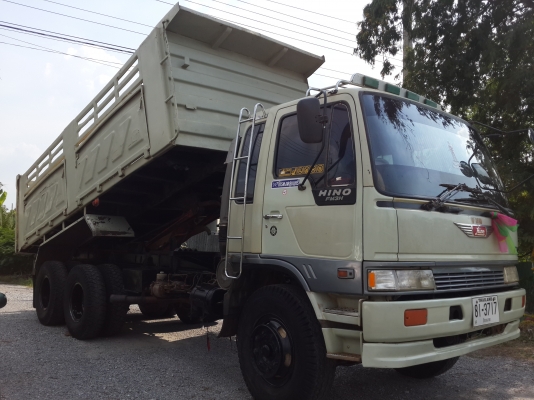 ขายรถ 10 ล้อดั้มพ์ 2 เพลา  HINO FM3H เครื่อง HO7D = 195 แรงม้า หัวเดิม ครัซซีเดิม ช่วงล่าง ZM 10 น๊อต