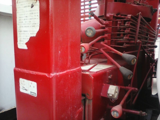 หกล้อติดเครน ฮีโน่-FB-117แรง รถห้างแท้ ล่างใหญ่ Fหน้าFหลัง เกียร์ร็อคกี่ เครนUNIC3ตันติดปั้ม5ตัน แรงข้ามรุ่น ทะเบียนชุดโอนพร้อม