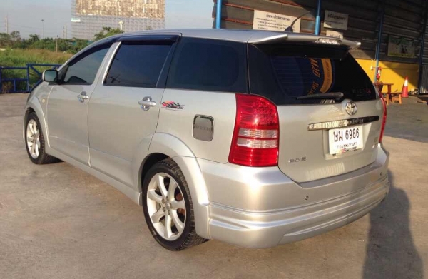 toyota wish 2005  โทร  085-0430470
