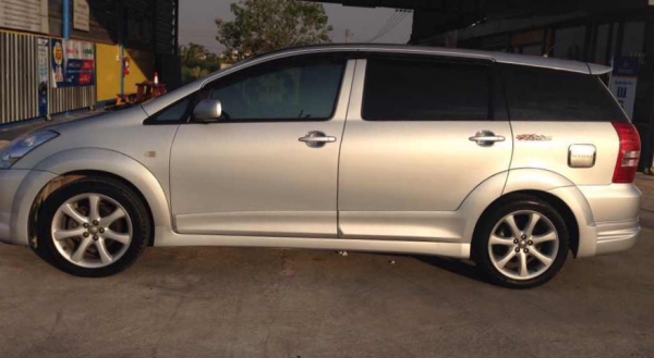 toyota wish 2005  โทร  085-0430470