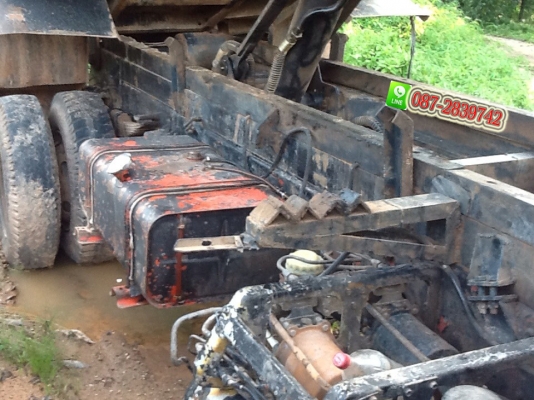 ขายรถดั้มพ์ 6 ล้อ ขนาดใหญ่ ISUZU FTR 160 แรงม้า