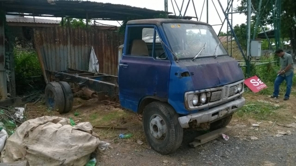 ขายหัวคัสซี 6 ล้อ TOYOTA ไม่มีทะเบียน คัสซีสวยตลอดเส้น เครื่อง B 85 แรงม้า รถขับได้ ราคาต่อรองได้ครับ