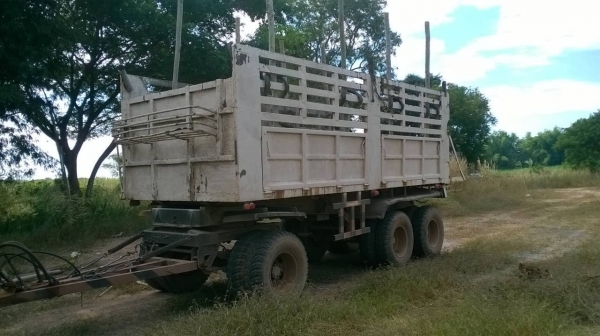 ขายพ่วงแม่ลูกดั้ม FM3M สภาพสวยเดิมทั้งคัน เครื่องเดิม M10C 240 แรงม้า  กระจกไฟฟ้า แอร์เย็น  ลูก 3 คานยัดลงเล่มเรียบร้อย ราคาต่อรองได้ครับ