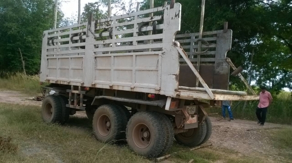 ขายพ่วงแม่ลูกดั้ม FM3M สภาพสวยเดิมทั้งคัน เครื่องเดิม M10C 240 แรงม้า  กระจกไฟฟ้า แอร์เย็น  ลูก 3 คานยัดลงเล่มเรียบร้อย ราคาต่อรองได้ครับ