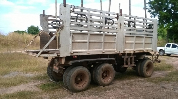 ขายพ่วงแม่ลูกดั้ม FM3M สภาพสวยเดิมทั้งคัน เครื่องเดิม M10C 240 แรงม้า  กระจกไฟฟ้า แอร์เย็น  ลูก 3 คานยัดลงเล่มเรียบร้อย ราคาต่อรองได้ครับ