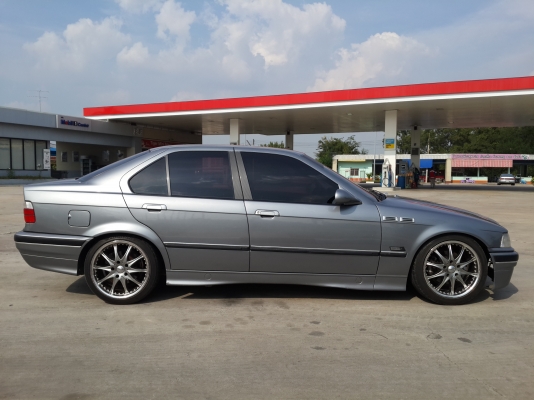 ขาย BMW 318i โฉมนกแก้ว รถสวย สภาพดี สมบูรณ์ ขาย BMW 318i โฉมนกแก้ว รถสวย สภาพดี สมบูรณ์