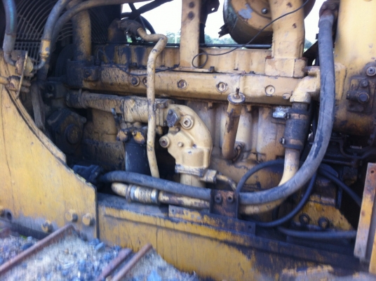 ขายรถแทรกเตอร์ CAT D5-B เกียตัด ตีนไก่ รถสวย ช่วงล่างเต็ม   สนใจโทรจองด่วน