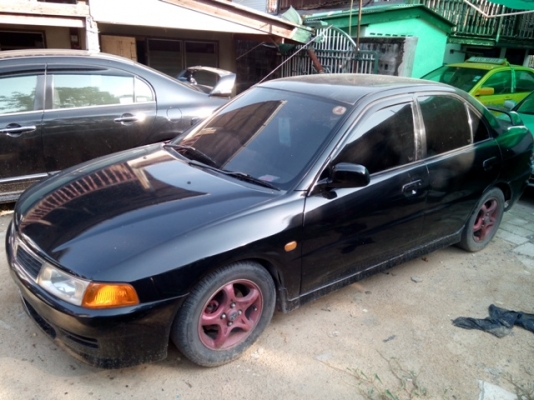 ท้ายเบนซ์ taxi ทำสี ปลดป้ายแล้ว 60000