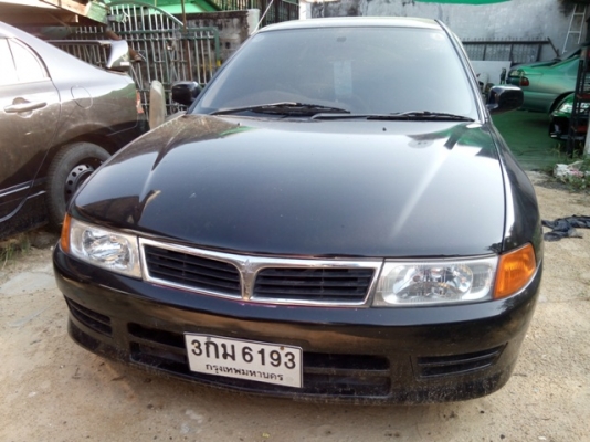 ท้ายเบนซ์ taxi ทำสี ปลดป้ายแล้ว 60000