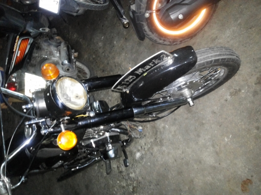 ขาย SUZUKI 125 M2 สีดำ