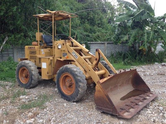 รถตัก FURUKAWA FL-60a นำเข้าจากญี่ปุ่น สวย พร้อมใช้งาน ขายถูก 090-986-2521