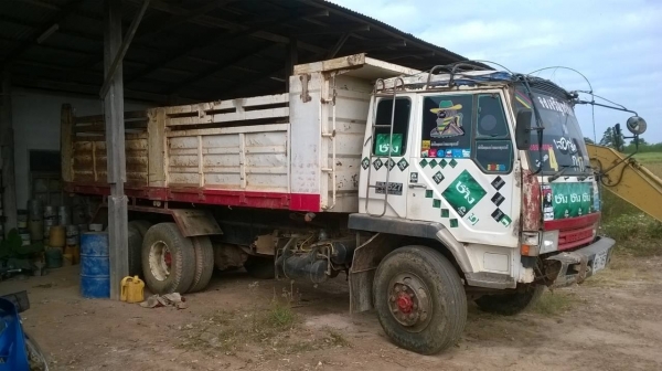 ขายหลงโบ FN527M-TF4928 คัสซีสวยตลอดเส้น เครื่องเดิม 6D16 Turbo 220 แรงม้า เกียร์ 10 สปีด เพลาบุ๋ม แอร์เย็น ทะเบียนพร้อม ราคาต่อรองได้ครับ ขายหลงโบ FN527M-TF4928 คัสซีสวยตลอดเส้น เครื่องเดิม 6D16 Turbo 220 แรงม้า เกียร์ 10 สปีด เพลาบุ๋ม แอร์เย็น ทะเบียนพร้อม ราคาต่อรองได้ครับ