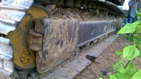 ขายแบคโฮ CAT E200B สภาพพร้อมใช้งาน แอร์เย็น เครื่องเดิม ปั้มแรง เอวแน่น แทรคดี เอกสารเล่มทะเบียน ราคาต่อรองได้ครับ ขายแบคโฮ CAT E200B สภาพพร้อมใช้งาน แอร์เย็น เครื่องเดิม ปั้มแรง เอวแน่น แทรคดี เอกสารเล่มทะเบียน ราคาต่อรองได้ครับ