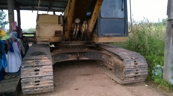 ขายแบคโฮ CAT E200B สภาพพร้อมใช้งาน แอร์เย็น เครื่องเดิม ปั้มแรง เอวแน่น แทรคดี เอกสารเล่มทะเบียน ราคาต่อรองได้ครับ ขายแบคโฮ CAT E200B สภาพพร้อมใช้งาน แอร์เย็น เครื่องเดิม ปั้มแรง เอวแน่น แทรคดี เอกสารเล่มทะเบียน ราคาต่อรองได้ครับ