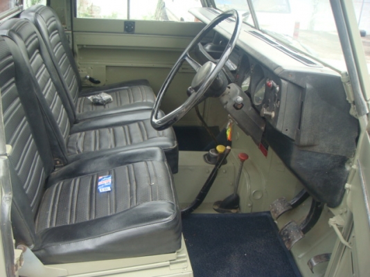 รถโบราณ Land Rover Series3