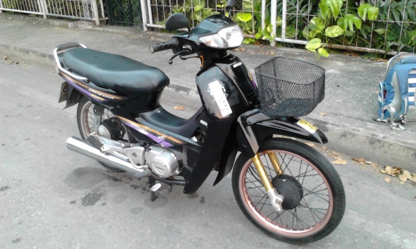 ดรีม  เครื่องพอได้ ไฟติดครบ ถูกสะบัด..