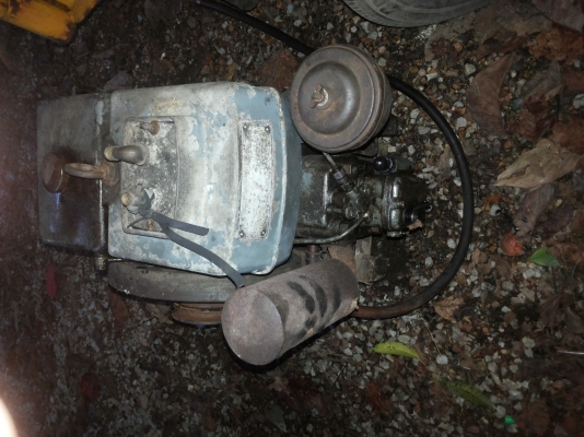 ขายเครื่องสูบน้ำคูโบต้า6.5แรง พร้อมแท่นเครื่องฟิตใหม่พร้อมใช้งาน มี2ตัวให้เลือก