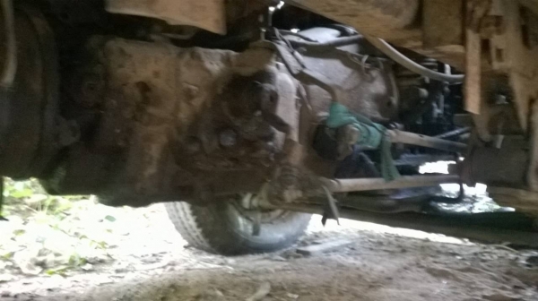 ขายรถบรรทุก 4 ล้อราคาถูก MAZDA เครื่อง ISUZU 74 แรง คัสซีสวย กระบะดีมีคอกเหล็กด้วย เอกสารเล่มทะเบียนมีแต่ขาดหลายปี ราคาต่อรองได้ครับ