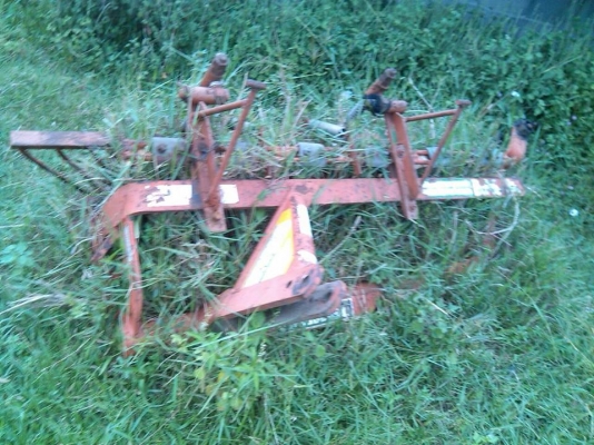 ***ขายแล้วครับขอบคุณ Truck2hand ขายรถไถ2เพลา ส้มๆ KUBOTA L3608 4WD 36แรง เครื่องเดิมเกียร์เดิม ครื่องKUBOTA-36HP 3สูบ ไดเร็คฯ สูบตั้ง เครื่องแน่นดี แรงดี เกียร์ดีไม่หลุดไม่หอน (เดินหน้า8ถอยหลัง8) เกียร์/ระบบ 4WD ใช้งานปกติ ไฮฯดีปั้มดี ยกหางเร็วไม่ยุบ ชั่ว