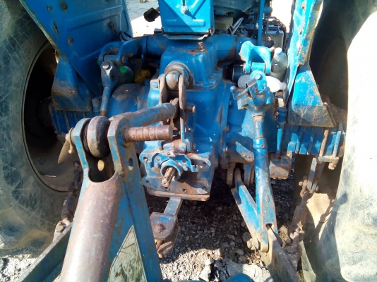 ขายรถไถฟอร์ด 6610