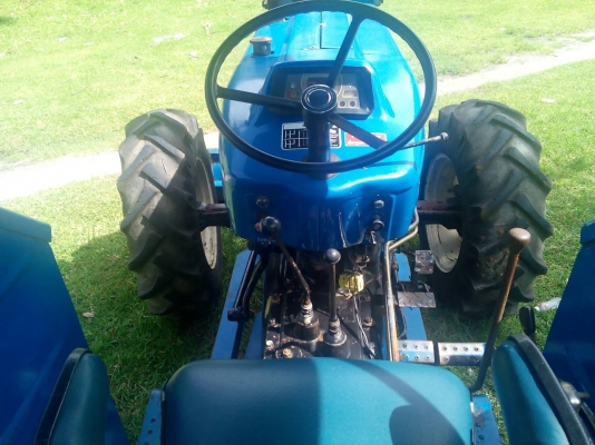 ขายรถไถฟอร์ด 7610