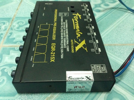 ปรีแอป์ fx 215x มือสองเป็นปรีตัดกลางแหลมไม่มีซับเอาซ์ เสียงดีมากๆ ขาย 1650 บาท