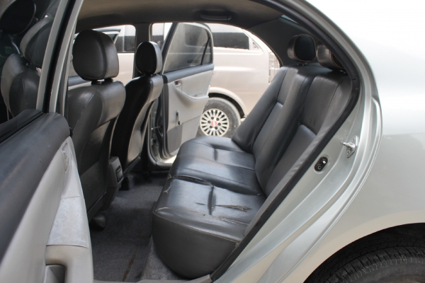 โตโยต้าอัลติส ปี2002 แท็กซี่ปลด รถเดิม ตัวถังดี สีสวยกริ๊บ