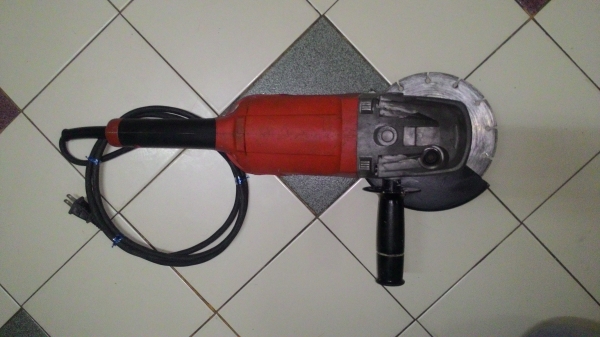 ขายลูกหมูหินเจียขนาดใส่ใบได้7นิ้วตัวใหญ่ยี่ห้อMaktecรุ่นMT902สภาพดีมากๆพร้อมใช้งานคับ ขายลูกหมูหินเจียขนาดใส่ใบได้7นิ้วตัวใหญ่ยี่ห้อMaktecรุ่นMT902สภาพดีมากๆพร้อมใช้งานคับ