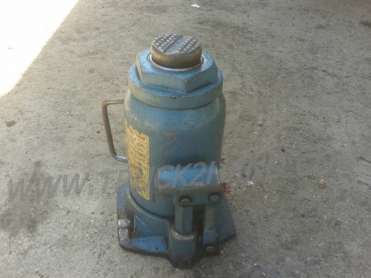 ขายเครื่องมือสำหรับรถบรรทุกยกชุด 8 รายการ