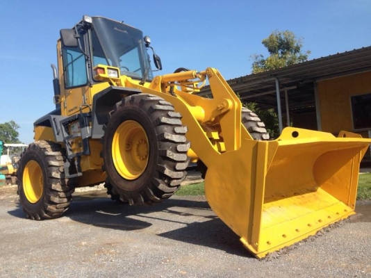 มาใหม่!!! รถตัก Komatsu WA 120-3 ซีเรียลสูง เครื่องดำรุ่นใหม่ สภาพพร้อมมาก หาที่ติไม่เจอ 090-986-2521 อ๊อบ มาใหม่!!! รถตัก Komatsu WA 120-3 ซีเรียลสูง เครื่องดำรุ่นใหม่ สภาพพร้อมมาก หาที่ติไม่เจอ 090-986-2521 อ๊อบ