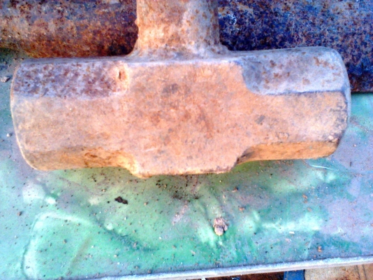 ฆ้อนปอนเก่าตัวใหญ่พร้อมด้ามเหล็ก