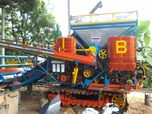 ต้องการขายรถเกียวข้าวมื้อสอง